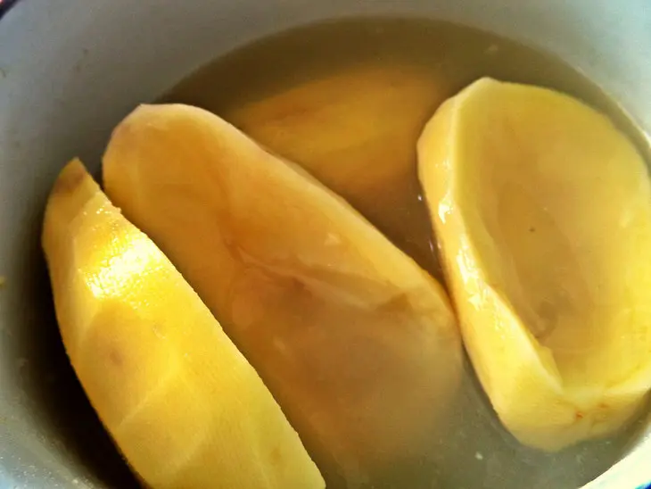 Картофель,запечённый с креветочной начинкой: шаг 2