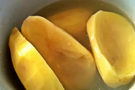 Картофель,запечённый с креветочной начинкой: шаг 2