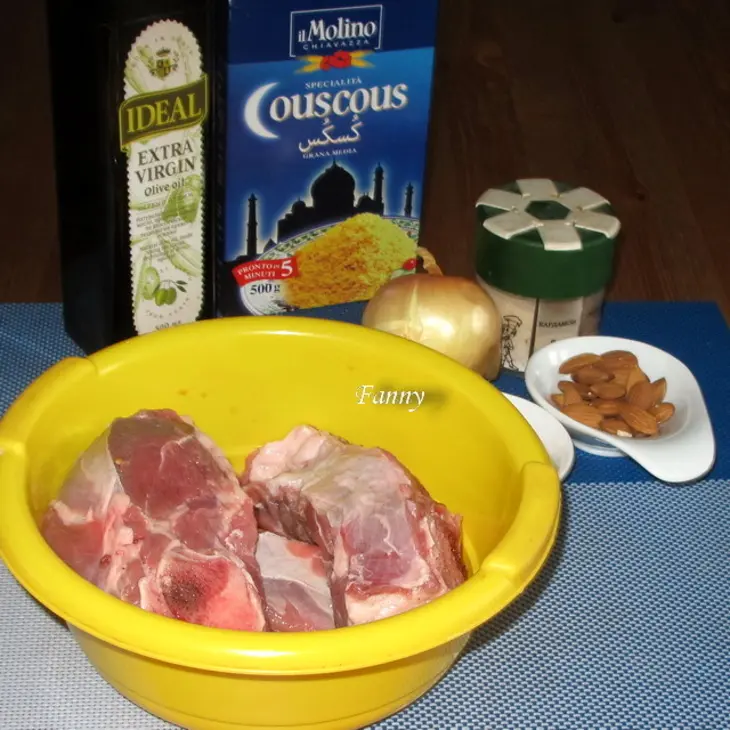 Тажин из баранины с орехами и курагой: шаг 1