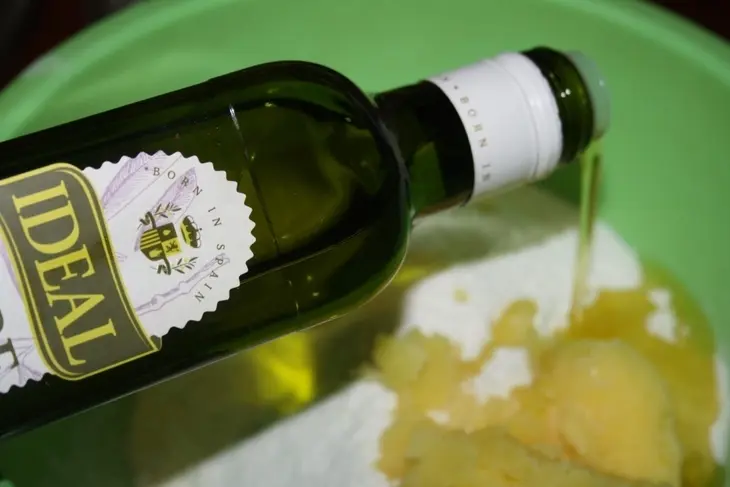 Арабская выпечка с хумусом: шаг 1