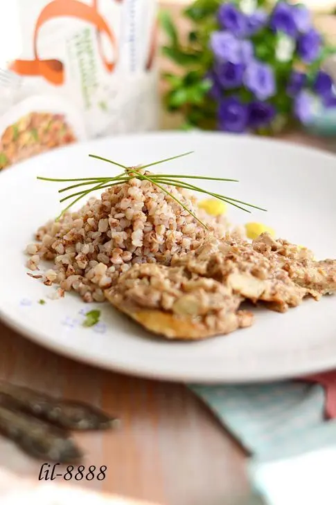 Куриное филе в ореховом соусе с гречкой: шаг 5