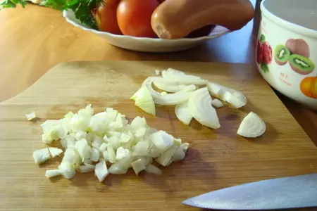 Перцы фаршированные сардельками,рисом и овощами.: шаг 2
