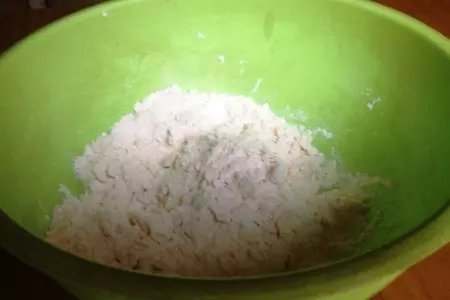 Киш с тунцом и рисом: шаг 1