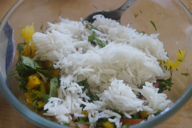 Салат из овощей и риса: шаг 5