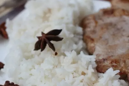 Пьяненькая свинина на косточке с рисом "звезда": шаг 5