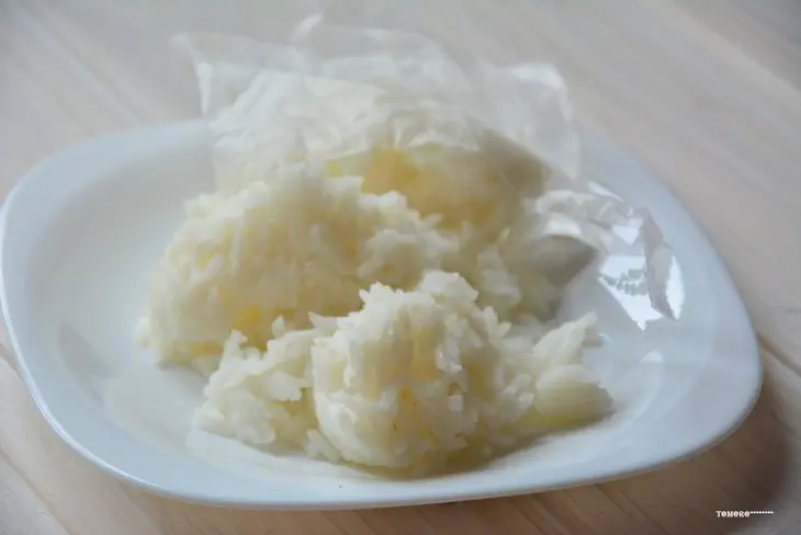 Слоеный "оливье" с рисом: шаг 2