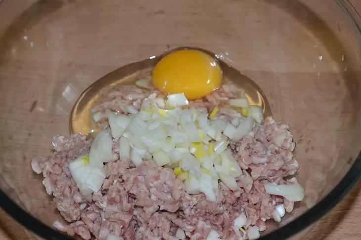 Гречка с мясными клецками: шаг 1
