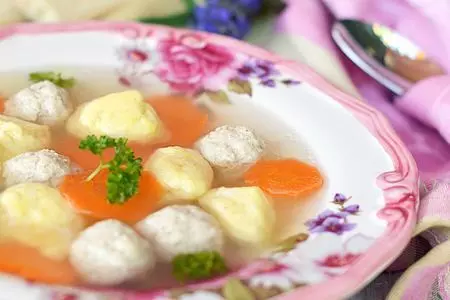Датский суп с двойными клецками.: шаг 8