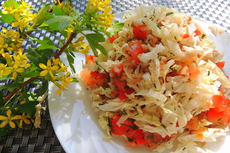 Лёгкий салат с помидорами и гречкой.: шаг 6