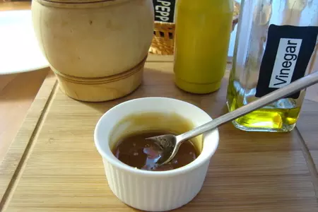 Рыба с горчично-медовым соусом и икрой.: шаг 3