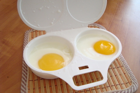 Яйца за 30 секунд в специальном приспособлении для свч- завтрак: шаг 4