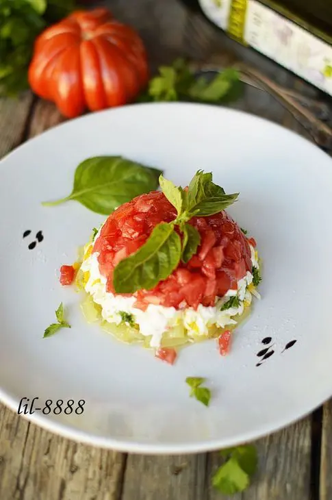 Салат с брынзой, помидорами и жареным перцем: шаг 5