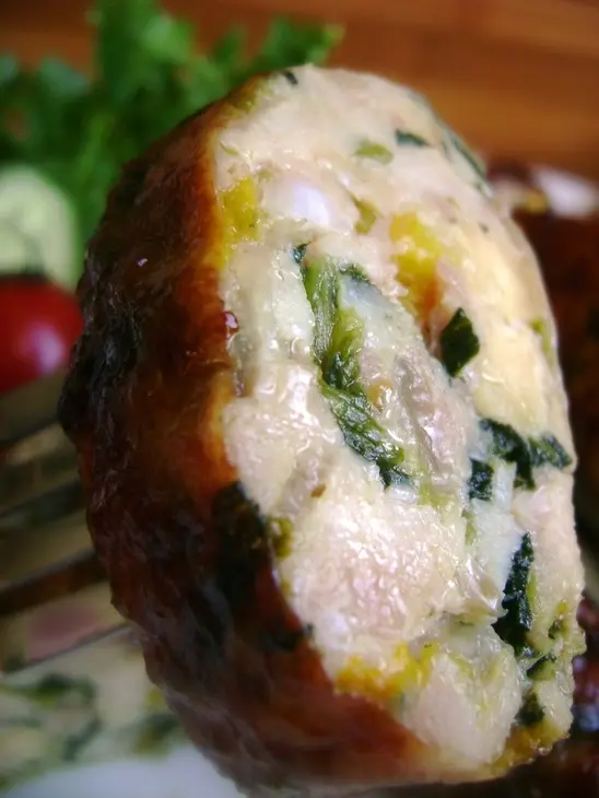 Ножки куриные, фаршированные шпинатом, сыром и овощами.: шаг 6