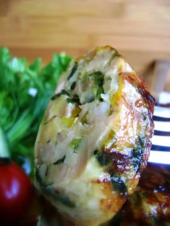 Ножки куриные, фаршированные шпинатом, сыром и овощами.: шаг 7