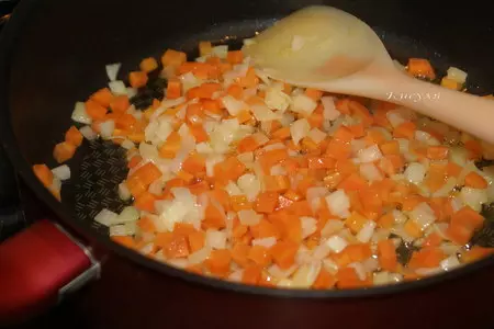 Ирландская похлёбка с кабачками и сыром: шаг 1