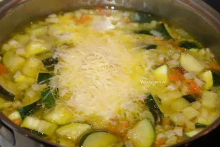 Ирландская похлёбка с кабачками и сыром: шаг 6