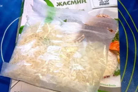Закуска из авокадо, риса и икры: шаг 2