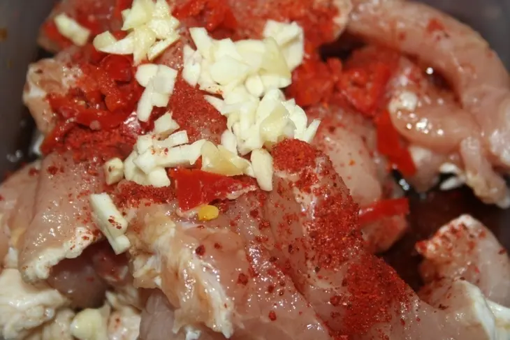 Свинина в кисло-сладком соусе с овощами: шаг 3
