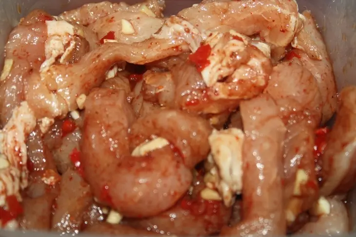 Свинина в кисло-сладком соусе с овощами: шаг 4
