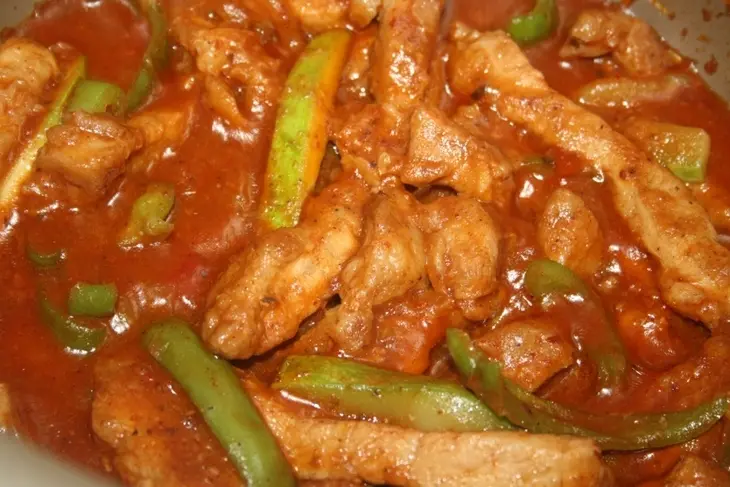 Свинина в кисло-сладком соусе с овощами: шаг 13
