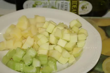 Ирландский салат из картофеля с яблоками: шаг 1