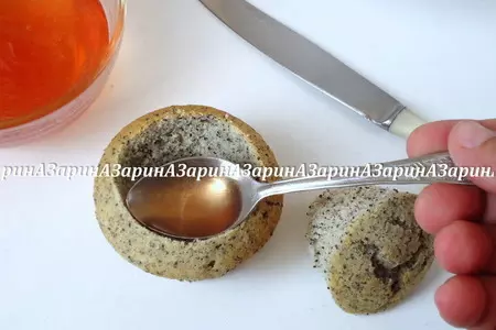 Маковые кексы с клубничным кёрдом.: шаг 15