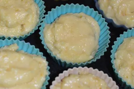 Капкейки с клубникой и мятным кремом.: шаг 5