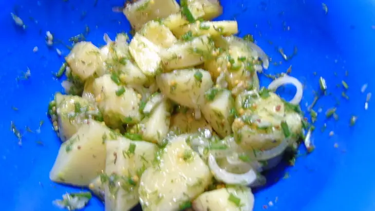 Салат картофельный: шаг 4