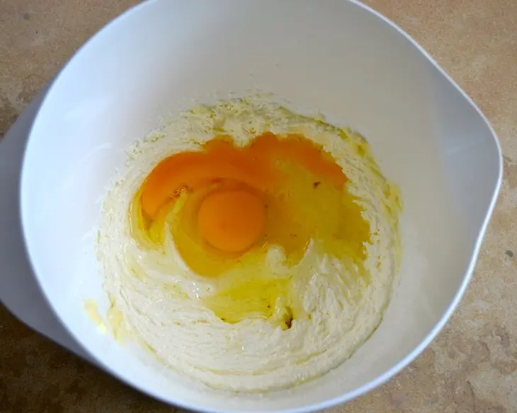 Брауни с шапочкой из маршмэллоу: шаг 2