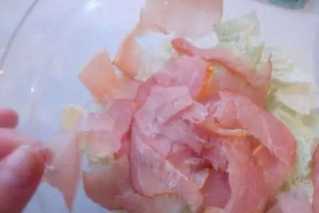 Салат с балыком и помидорами: шаг 2