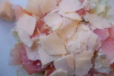 Салат с балыком и помидорами: шаг 3