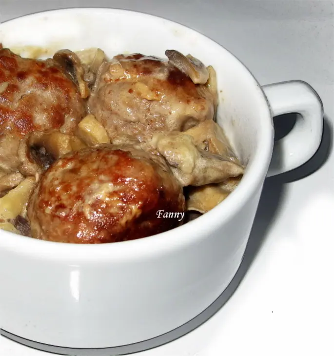 Митболы по-строгановски /meatballs stroganoff: шаг 6