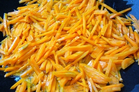 Салат из запеченного сладкого перца, моркови и лука: шаг 4