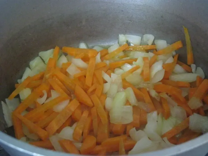 Рагу с овощами и мясом: шаг 1