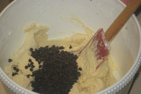 Американское печенье с шоколадными "каплями" (сhocolate chips cookies): шаг 6