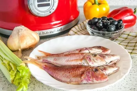 Эскабече из черноморской барабульки в мультиварке kitchenaid: шаг 1