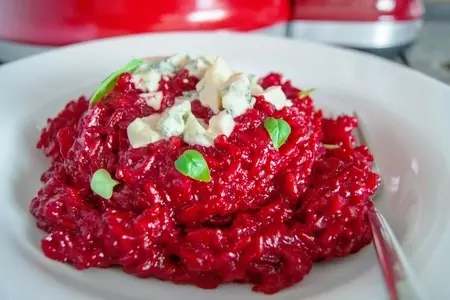 Ризотто со свеклой и сыром дор блю в мультиварке kitchenaid: шаг 5