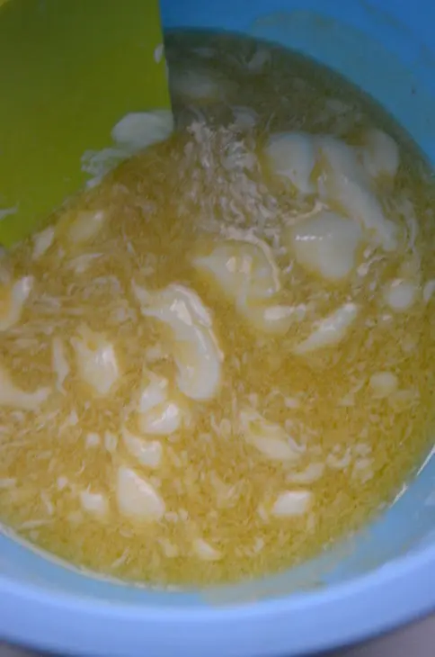 Мадленки с медом и лимонной цедрой: шаг 2