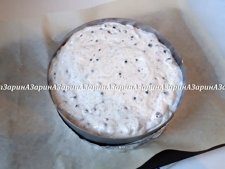 Воздушный пирог с кунжутом и черникой: шаг 9