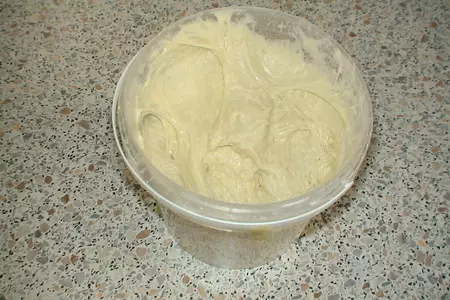 Пирожки печёные сдобные с зелёным луком и яйцом. гост: шаг 2