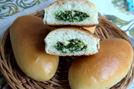 Пирожки печёные сдобные с зелёным луком и яйцом. гост: шаг 12