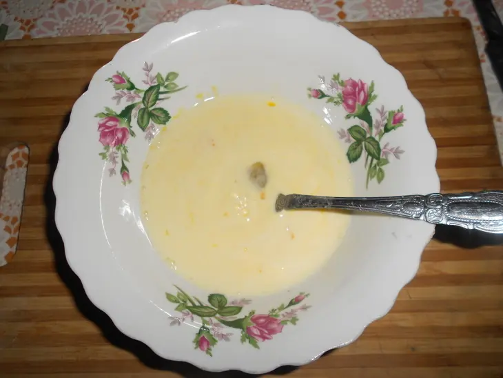 Омлет в микроволновке с мясом и кабачками: шаг 3