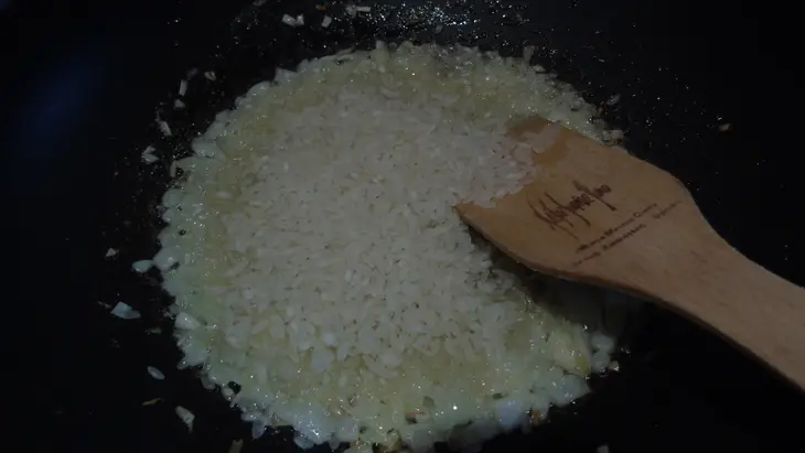 Ризотто с морепродуктами: шаг 2