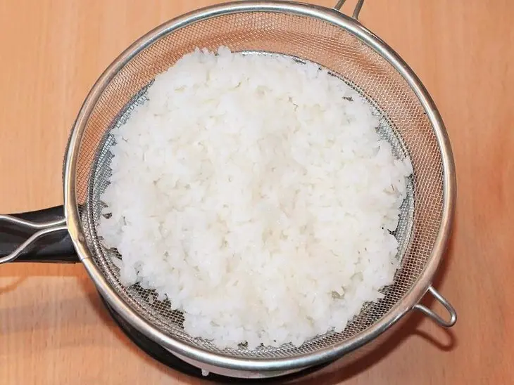 Азербайджанский плов с курицей и зеленью: шаг 7