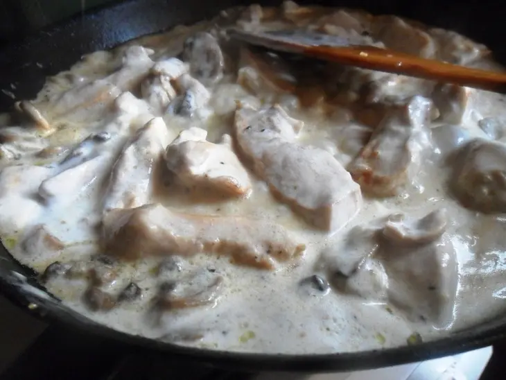 Гречка с курицей и грибами: шаг 4