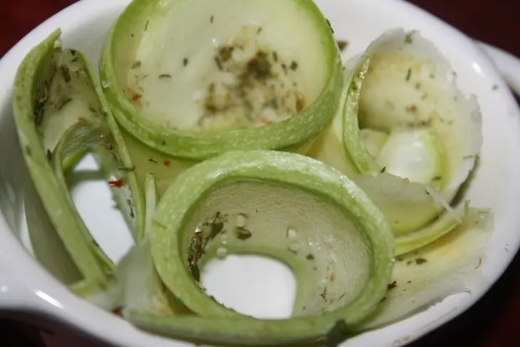 Кускус с овощами и грибами в микроволновой печи за 5 минут: шаг 2