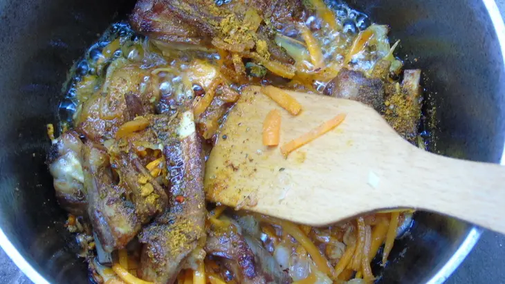 Плов по-фергански с бараньими ребрами: шаг 6