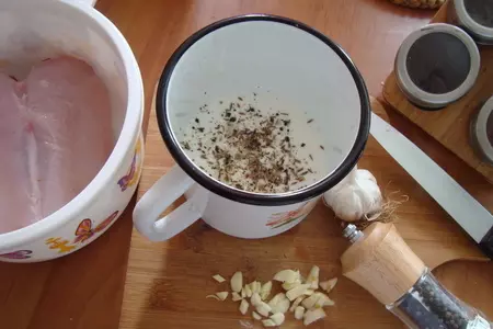 Курица в кефире с картофелем и черри.: шаг 2