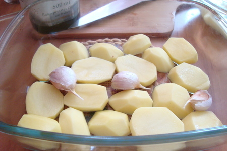 Курица в кефире с картофелем и черри.: шаг 5