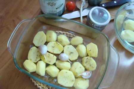 Курица в кефире с картофелем и черри.: шаг 6